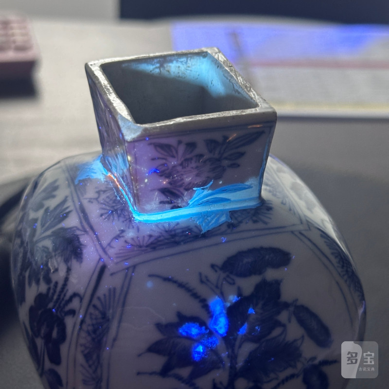 清康熙 青花花卉纹四方瓶 - 图17